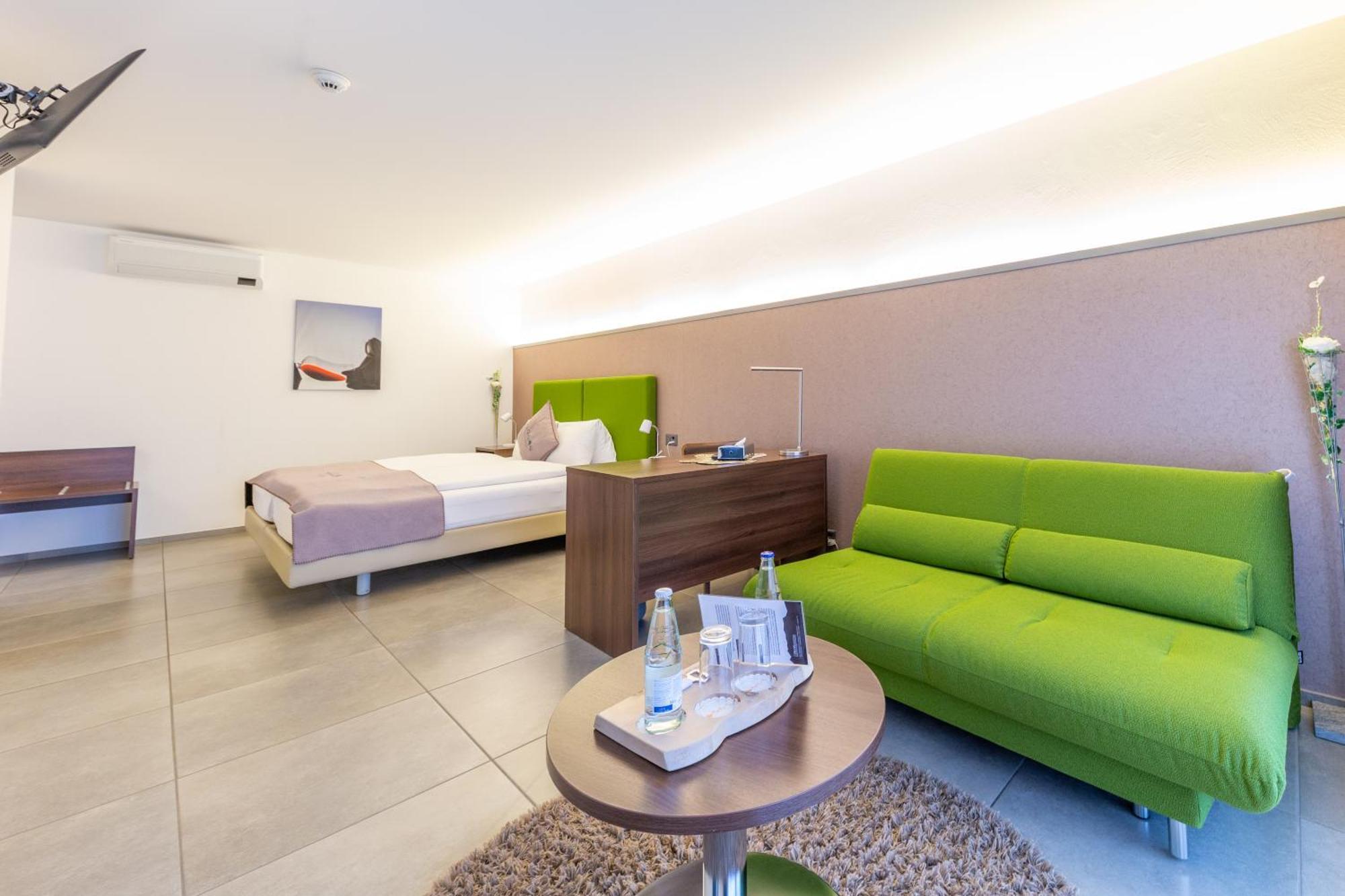 Hotel Schaefli Siebnen ภายนอก รูปภาพ