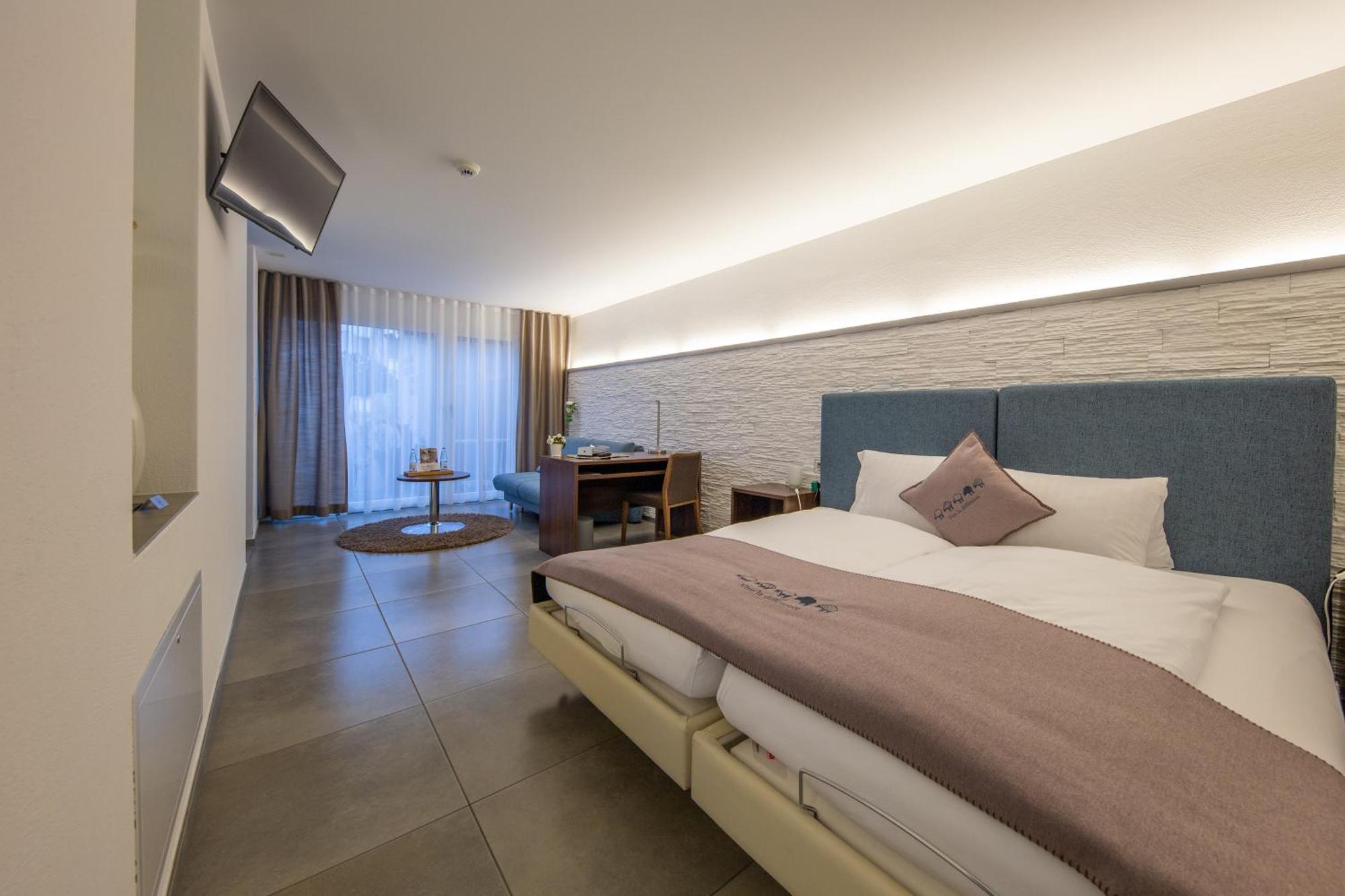 Hotel Schaefli Siebnen ภายนอก รูปภาพ