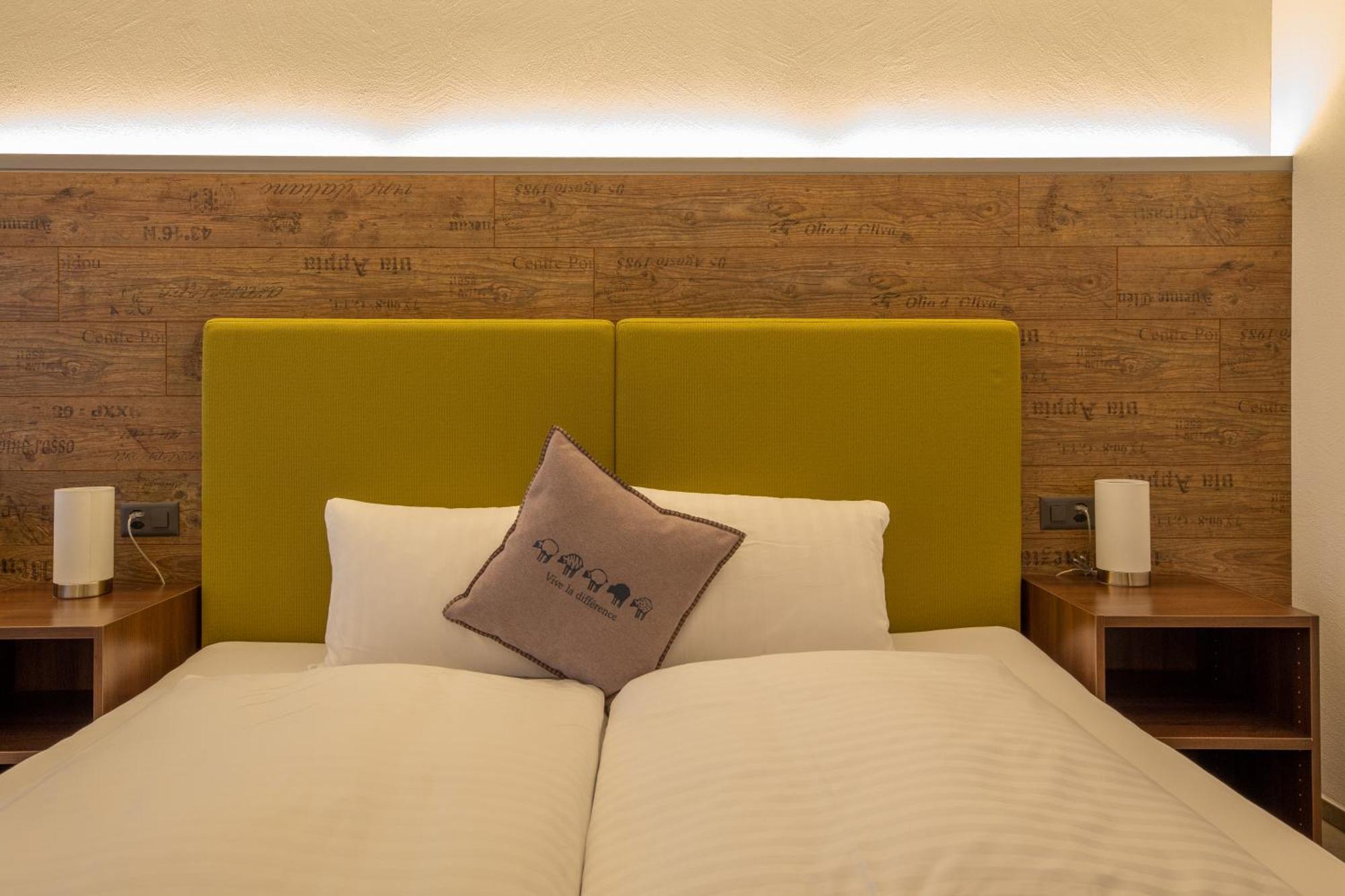 Hotel Schaefli Siebnen ภายนอก รูปภาพ
